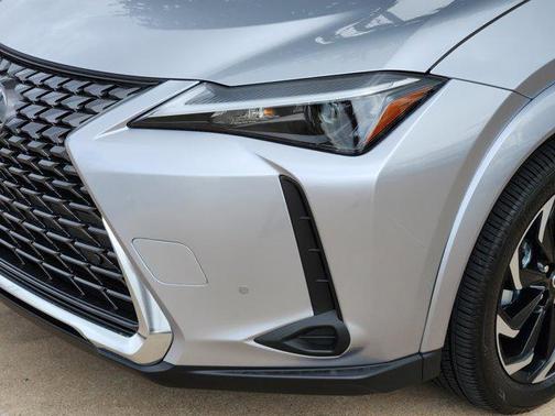 2025 Lexus UX 300h Premium