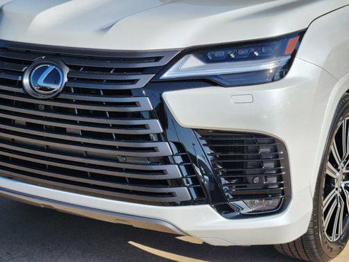 2025 Lexus LX 600 Luxury