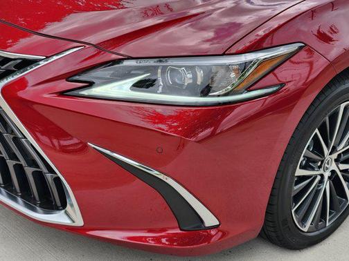 2025 Lexus ES 350 Base