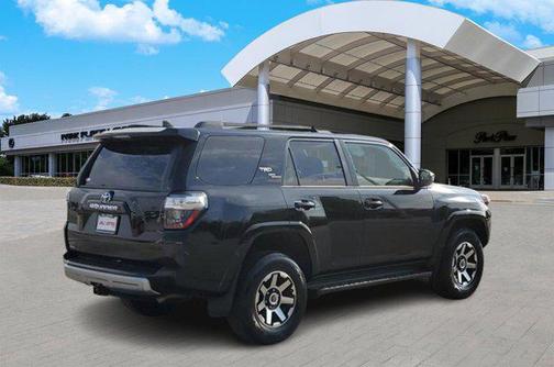 2024 Toyota 4Runner TRD Off Road