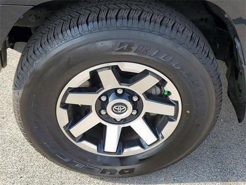 2024 Toyota 4Runner TRD Off Road