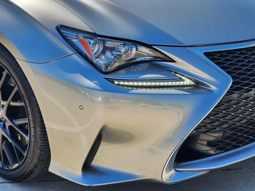 2017 Lexus RC 200t 200t