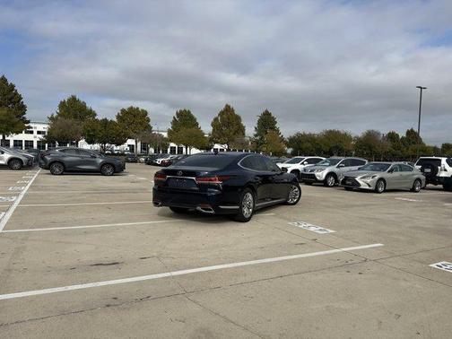 2019 Lexus LS 500 Base