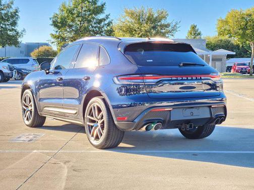 2022 Porsche Macan S