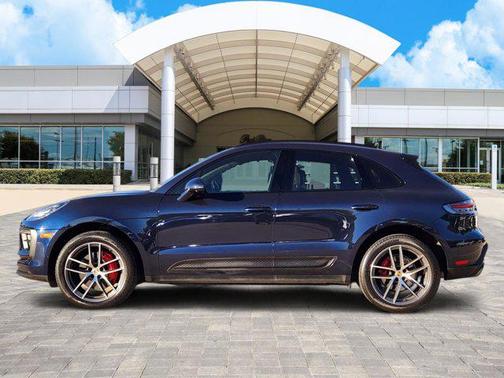2022 Porsche Macan S