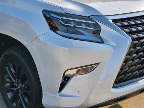White Pearl 2023 Lexus GX 460 Premium