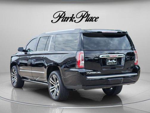 Onyx Black 2019 GMC Yukon XL Denali