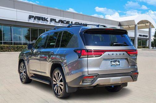 2025 Lexus LX 600 Luxury