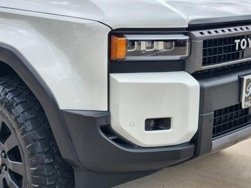 Ice 2025 Toyota Land Cruiser Base