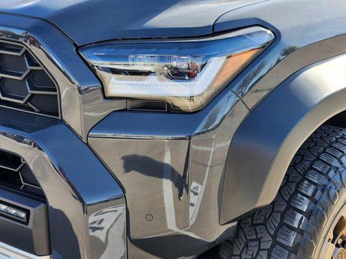 2025 Toyota 4Runner Hybrid Trailhunter
