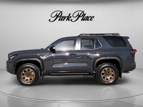 2025 Toyota 4Runner Hybrid Trailhunter
