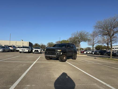 2025 Toyota 4Runner Hybrid Trailhunter