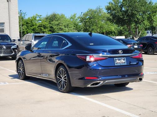 Mica 2023 Lexus ES 350 Base