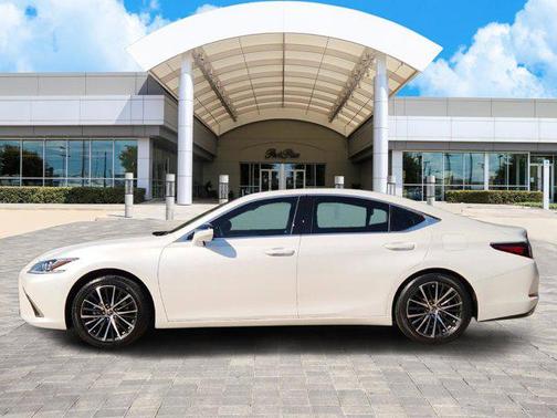 2025 Lexus ES 350 Base