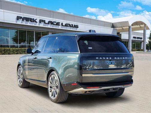 2024 Land Rover Range Rover SE