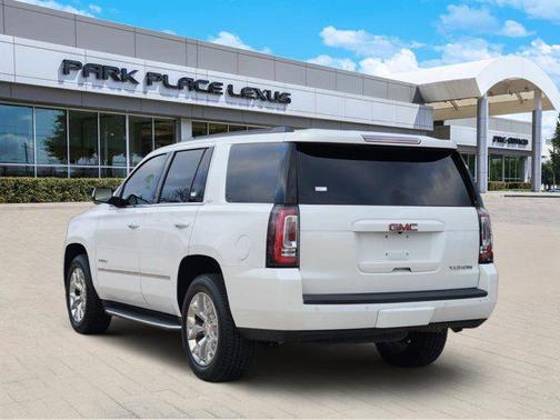 2017 GMC Yukon SLT