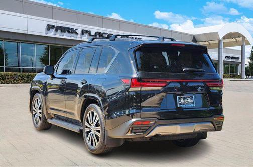 2025 Lexus LX 700h Luxury