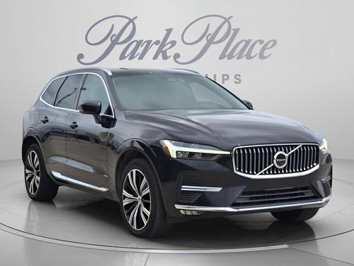 Onyx Black Metallic 2023 Volvo XC60 B5 Plus Bright Theme