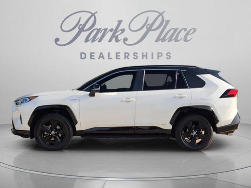 Blizzard Pearl 2020 Toyota RAV4 Hybrid SE