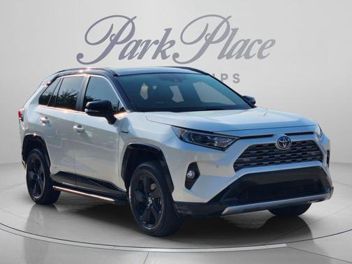 Blizzard Pearl 2020 Toyota RAV4 Hybrid SE