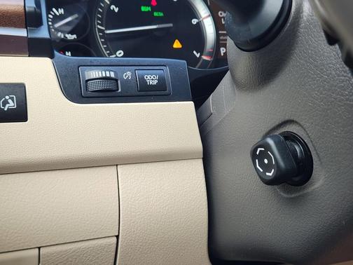 Onyx Black 2020 Lexus LX 570 Three-Row