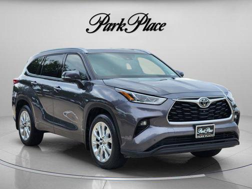 Magnetic Gray Metallic 2023 Toyota Highlander Limited