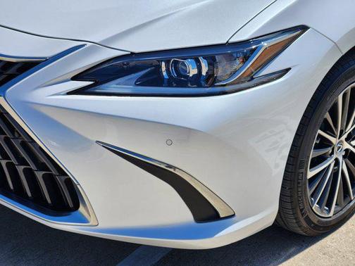 2024 Lexus ES 350 Premium