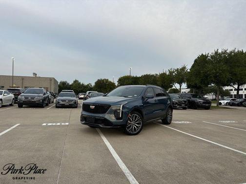 2025 Cadillac XT4 Sport