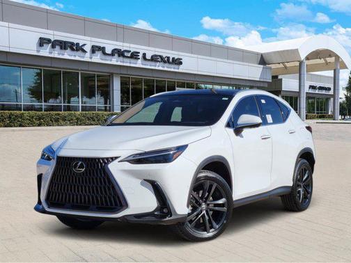 2026 Lexus NX 450h+ Luxury