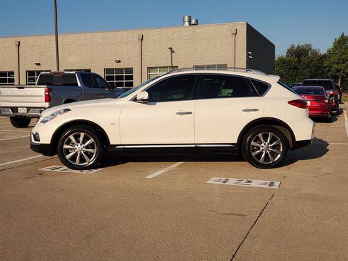 2017 INFINITI QX50 Base