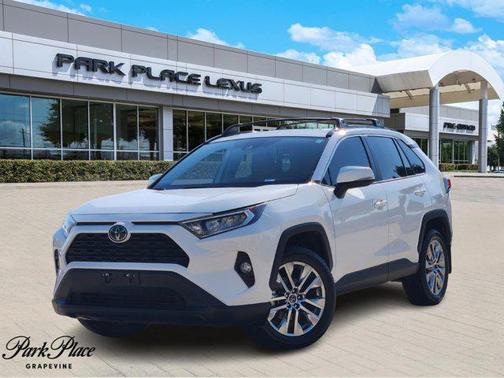 2020 Toyota RAV4 XLE Premium