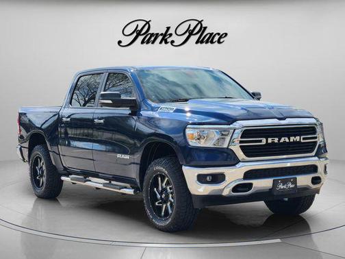 Patriot Blue Pearlcoat 2020 RAM 1500 Big Horn/Lone Star