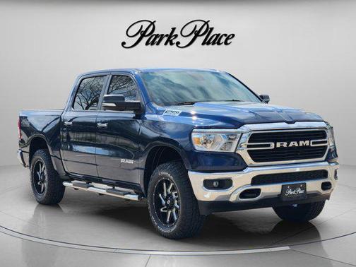 Patriot Blue Pearlcoat 2020 RAM 1500 Big Horn/Lone Star