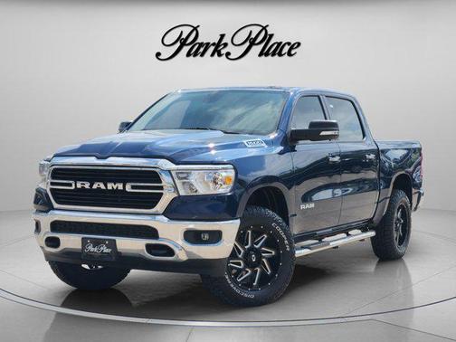 Patriot Blue Pearlcoat 2020 RAM 1500 Big Horn/Lone Star