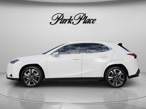 Ultra White 2026 Lexus UX 300h Premium