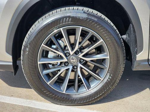 2026 Lexus NX 450h+ Luxury