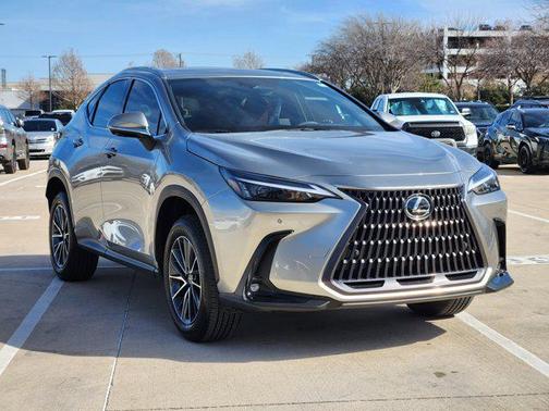 2026 Lexus NX 450h+ Luxury