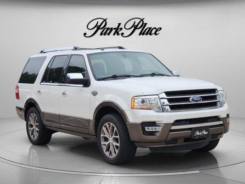 White Platinum Clearcoat Metallic 2016 Ford Expedition King Ranch