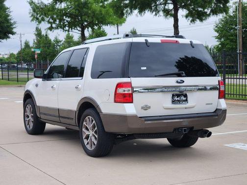 White Platinum Clearcoat Metallic 2016 Ford Expedition King Ranch