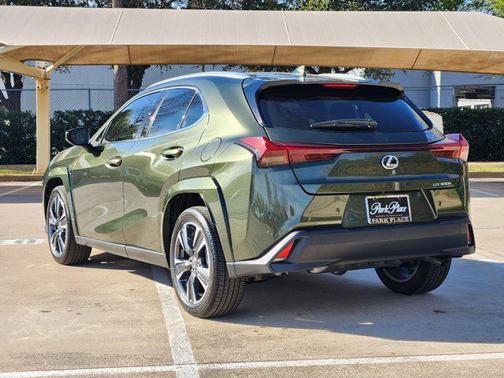 Nori Green Pearl 2026 Lexus UX 300h Premium