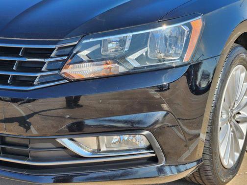 2016 Volkswagen Passat 1.8T SE w/Technology