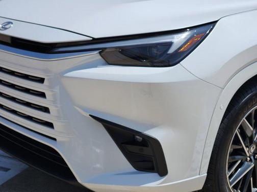 Wind Chill Pearl 2025 Lexus TX 350 Premium