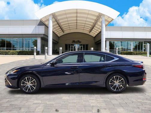 2025 Lexus ES 350 Base