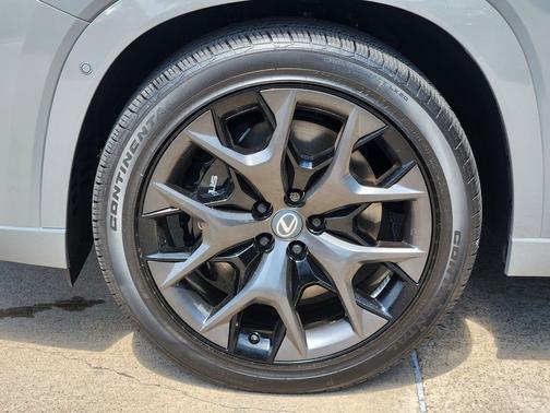 Incognito 2026 Lexus TX 500h F SPORT Premium