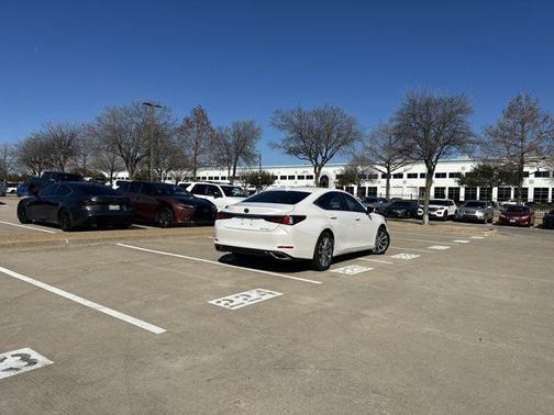 2021 Lexus ES 350 Luxury