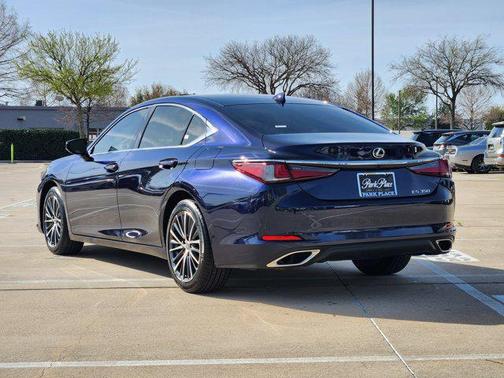 2025 Lexus ES 350 Base