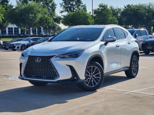 White Pearl 2024 Lexus NX 250 Premium