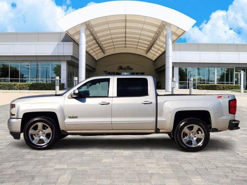 2018 Chevrolet Silverado 1500 2LT