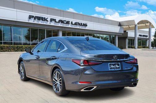 2025 Lexus ES 350 Base