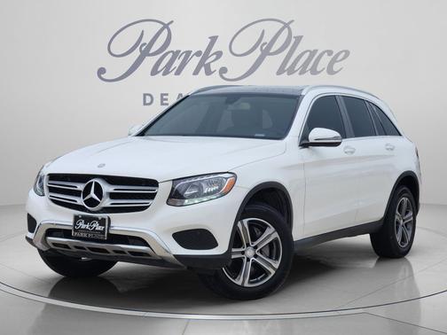 Polar White 2017 Mercedes-Benz GLC 300 Base